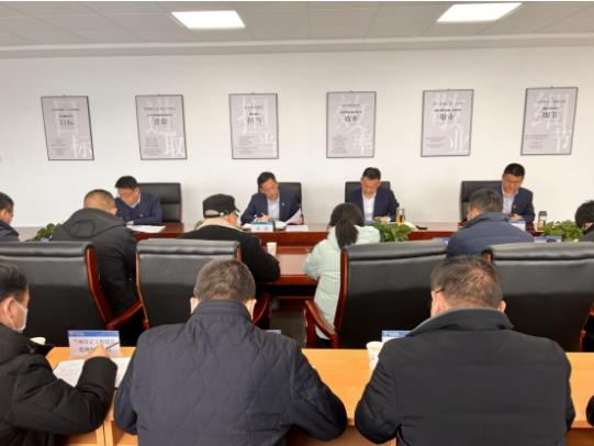 市產(chǎn)投集團召開項目建設復工動員會議(圖2) 市產(chǎn)投集團召開項目建設復工動員會議(圖2)